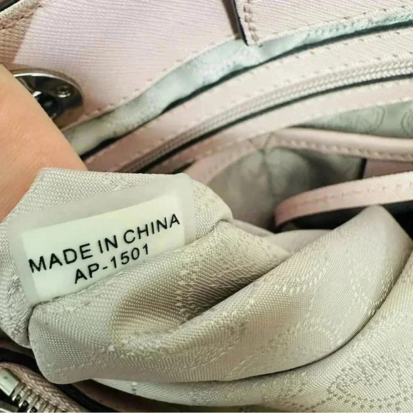 MICHAEL KORS Cynthia Medium Saffiano Leather Satchel Light Pink - Picture 12 of 16